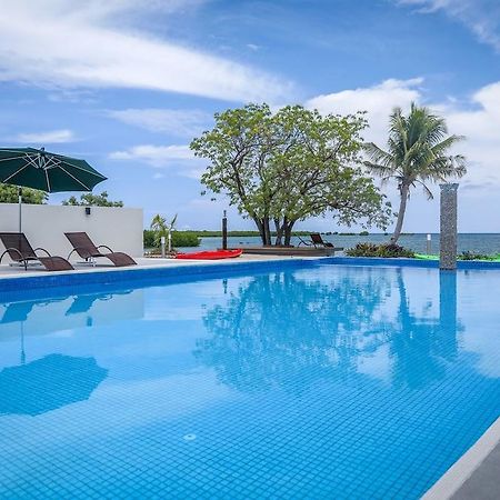 Landers Bay Resort & Spa Fiji Viseisei Esterno foto